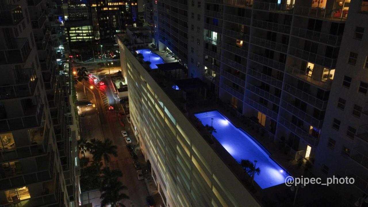 & Sea View+free Parking Modern Apartamento Miami