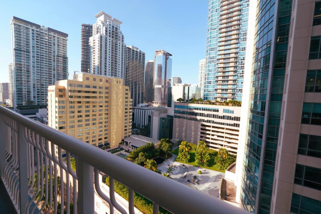 & Sea View+free Parking Modern Apartamento
